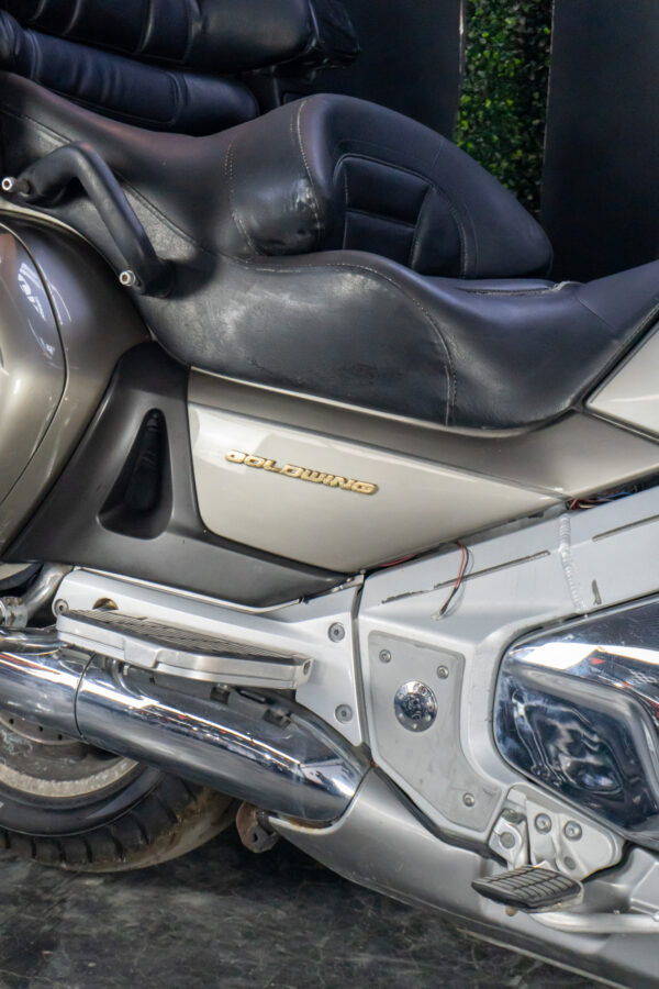 HONDA GL18002 GOLDWING 2002 - Imagen 3