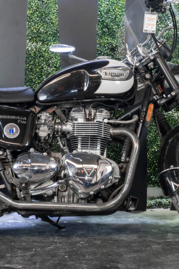 TRIUMPH BONNEVILLE T100 2007 - Imagen 3