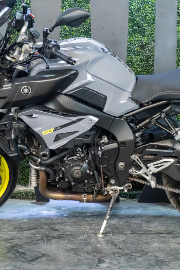 YAMAHA FZ-10 2017 - Imagen 3