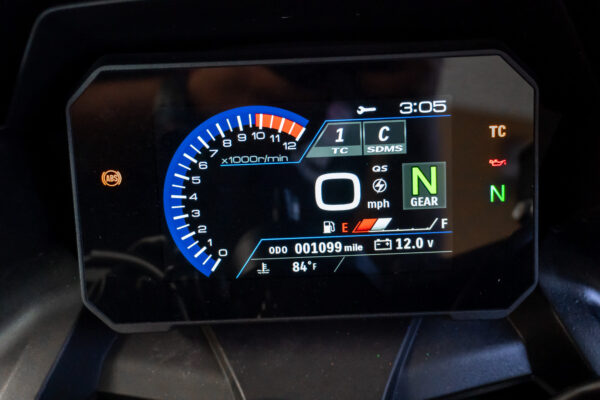 SUZUKI GSX800FRQM4 GSX-8R 2024 - Imagen 7