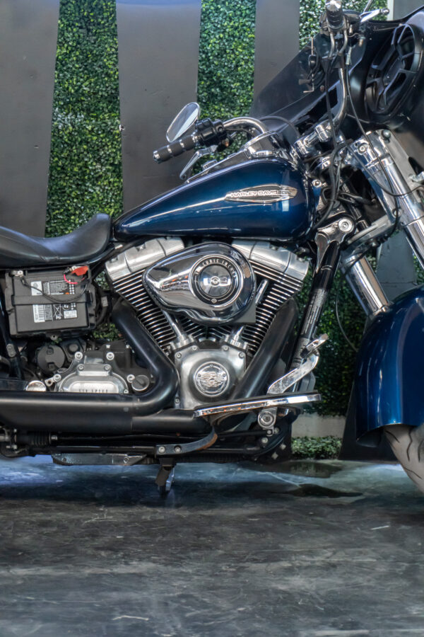 HARLEY-DAVIDSON FLD-103 DYNA SWITCHBACK 2013 - Imagen 4
