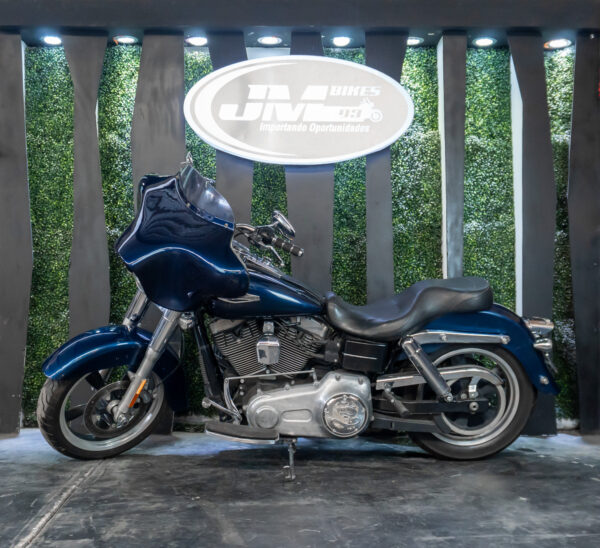 HARLEY-DAVIDSON FLD-103 DYNA SWITCHBACK 2013