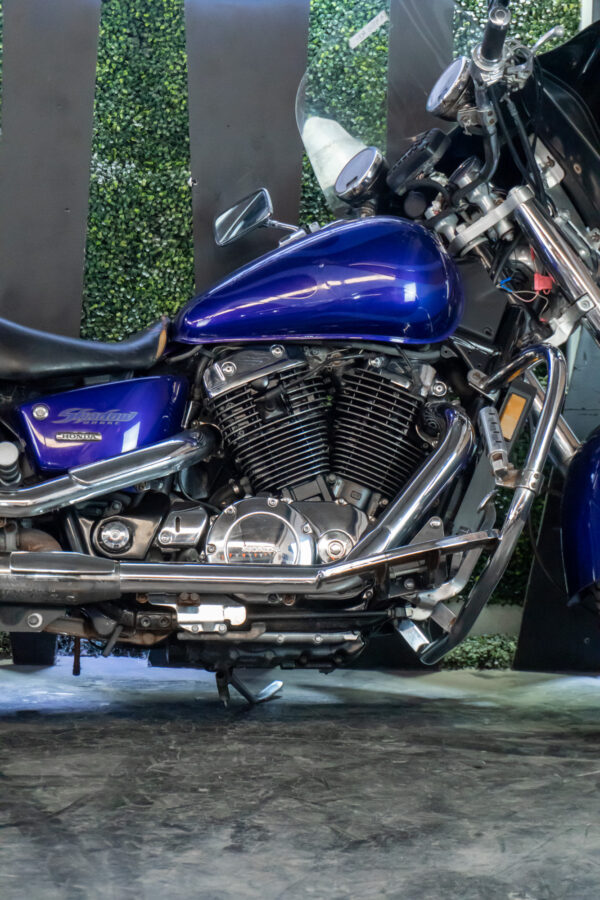 HONDA VT1100C24 SHADOW SABRE 2004 - Imagen 3