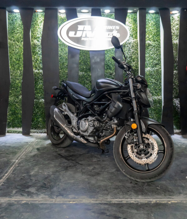 SUZUKI SFV650L3 GLADIUS 2013 - Imagen 2