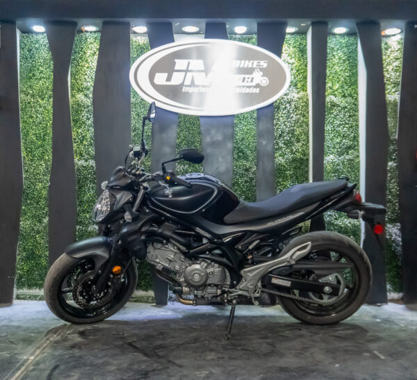 SUZUKI SFV650L3 GLADIUS 2013