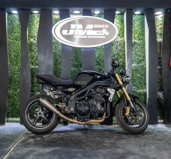 TRIUMPH SPEED TRIPLE 1050 2006 - Imagen 2