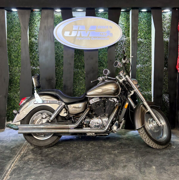 HONDA VT1100C26 SHADOW SABRE 2006 - Imagen 2
