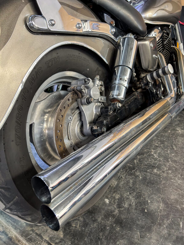 HONDA VT1100C26 SHADOW SABRE 2006 - Imagen 7