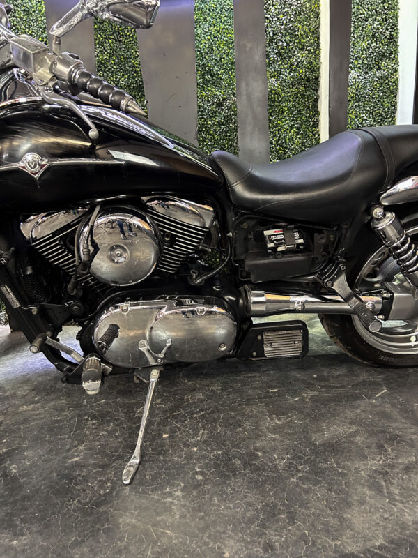 KAWASAKI VN1600B6F VLCN MEAN STRK 2006 - Imagen 4