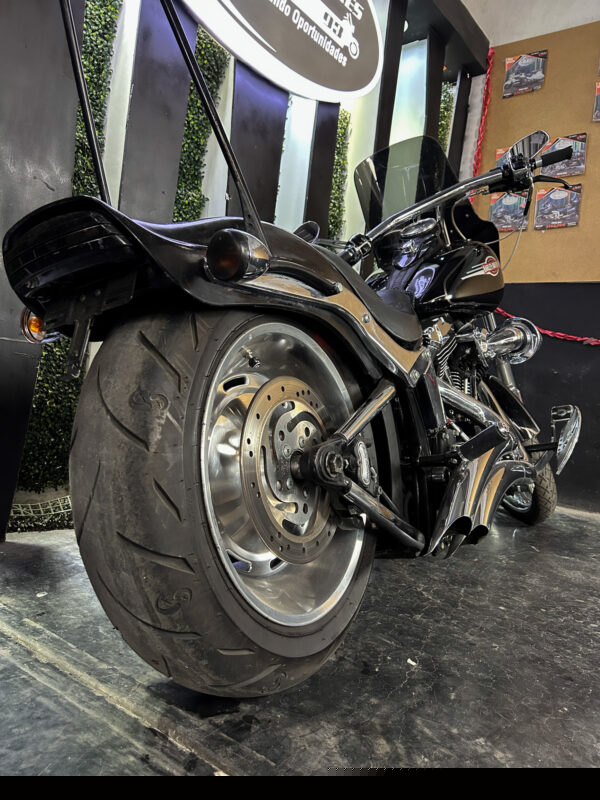 HARLEY-DAVIDSON FXSTC SOFTAIL CUSTOM 2008 - Imagen 6