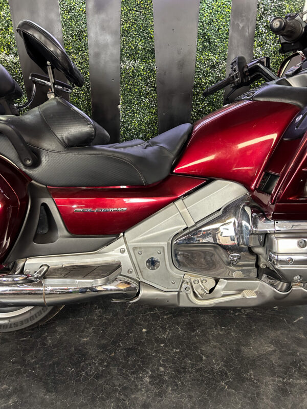 HONDA GL18005 GOLDWING 2005 - Imagen 4