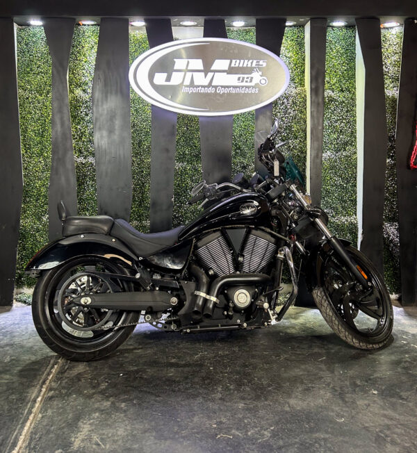 VICTORY MOTORCYCLES 8-BALL 2007 - Imagen 2
