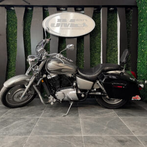 HONDA VT1100C22 SHADOW SABRE 2002