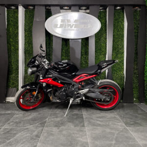 TRIUMPH STREET TRIPLE RX ABS 2016