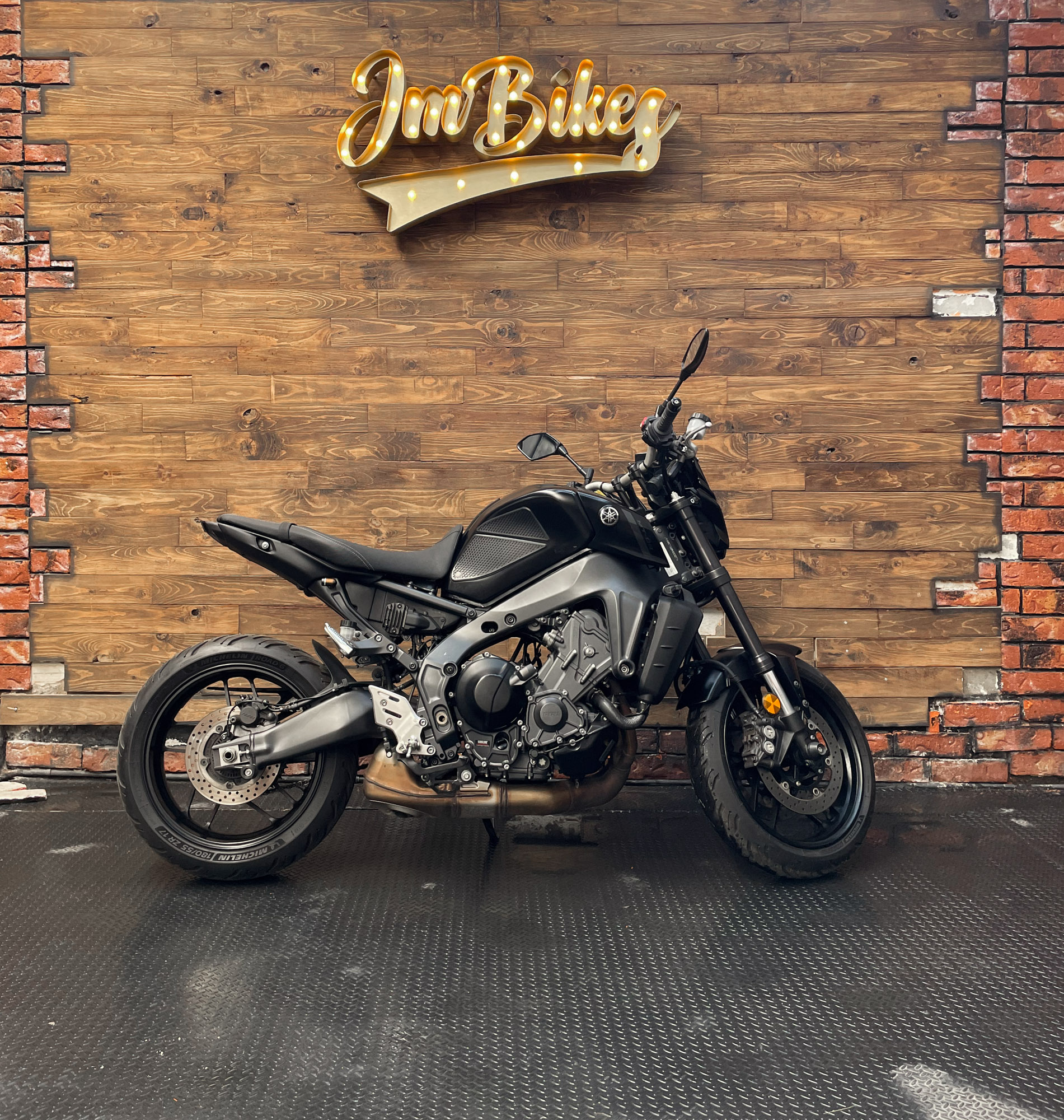 YAMAHA MT-09 2024 - Imagen 2
