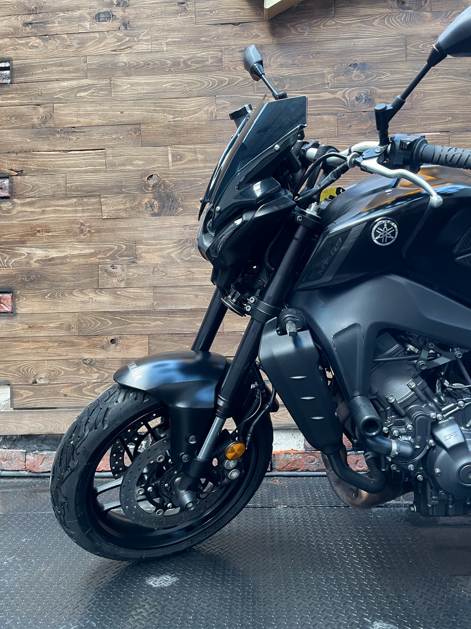 YAMAHA MT-09 2024 - Imagen 4