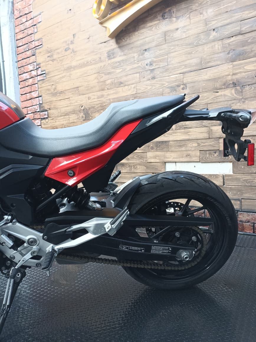 BMW F900R 2024 - Imagen 5