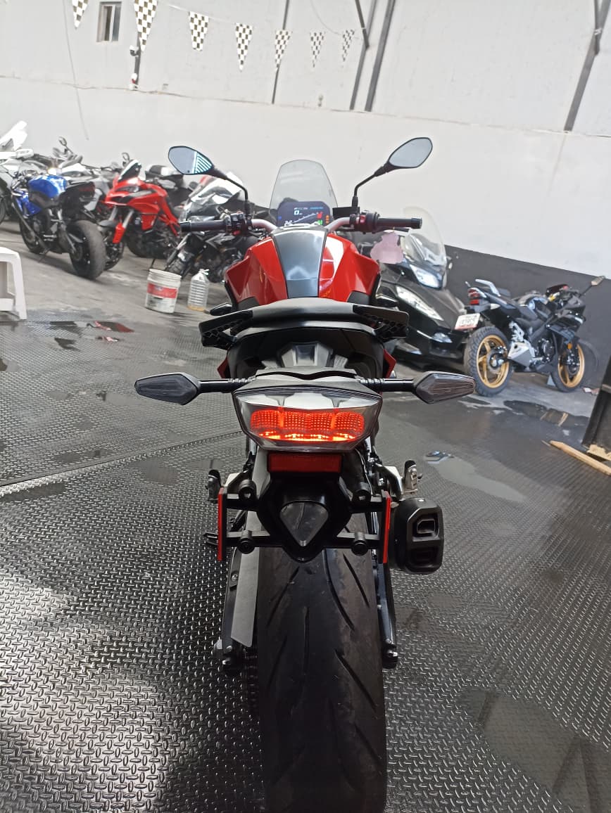 BMW F900R 2024 - Imagen 6