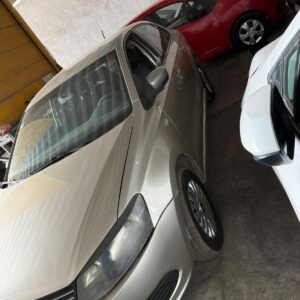 VOLWSWAGEN VENTO 2015 1.6 STANDART