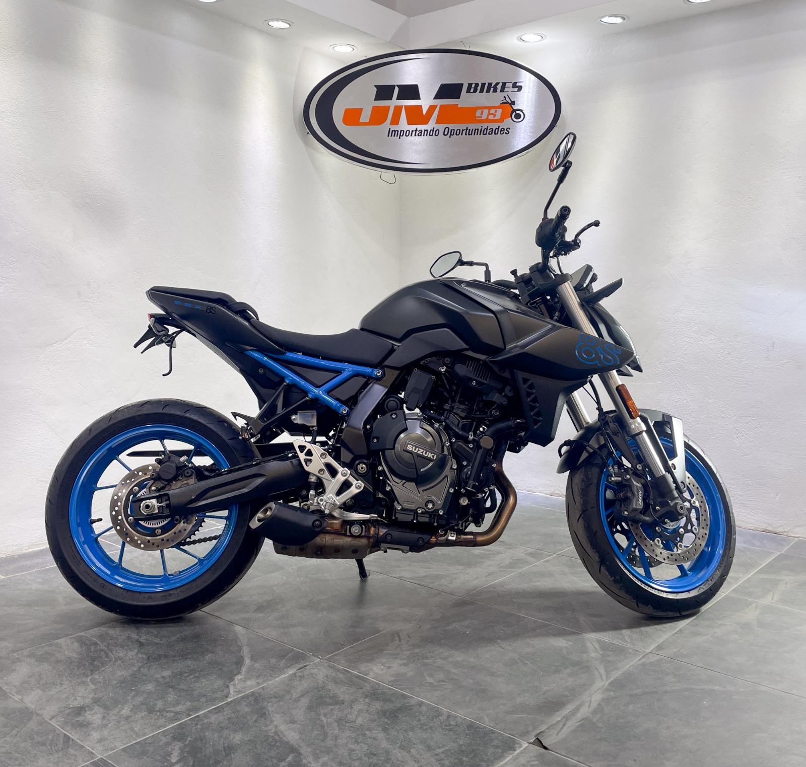 SUZUKI GSX800RQM4 GSX-8S 2024 - Imagen 2