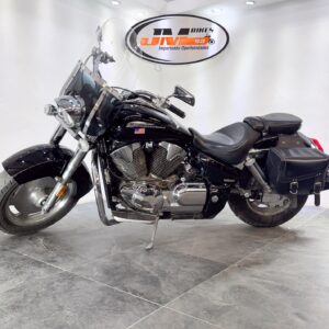 HONDA VTX1300R6 2006