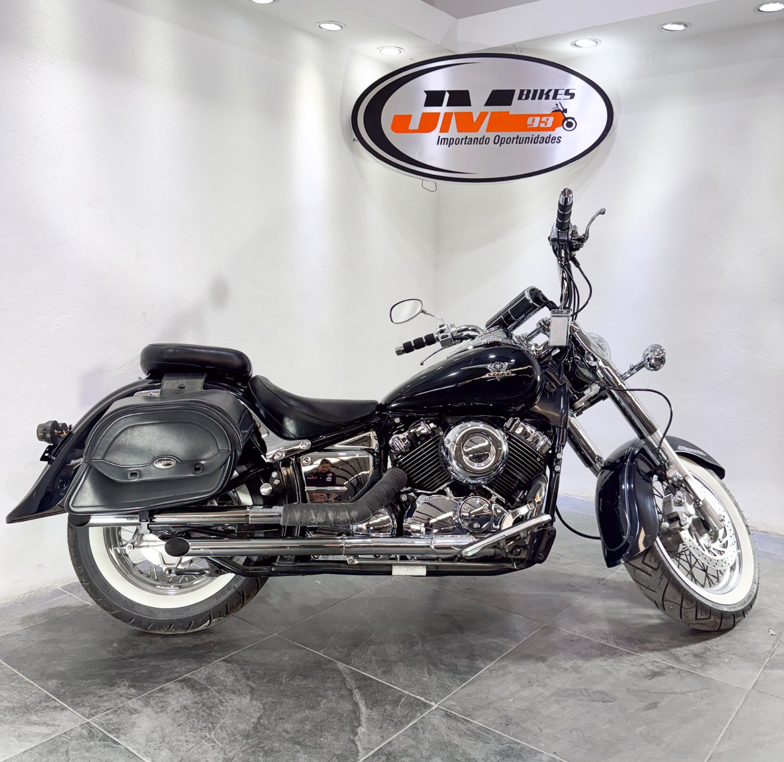 YAMAHA XVS65AV/C V-STAR CLASSIC 2006 - Imagen 4