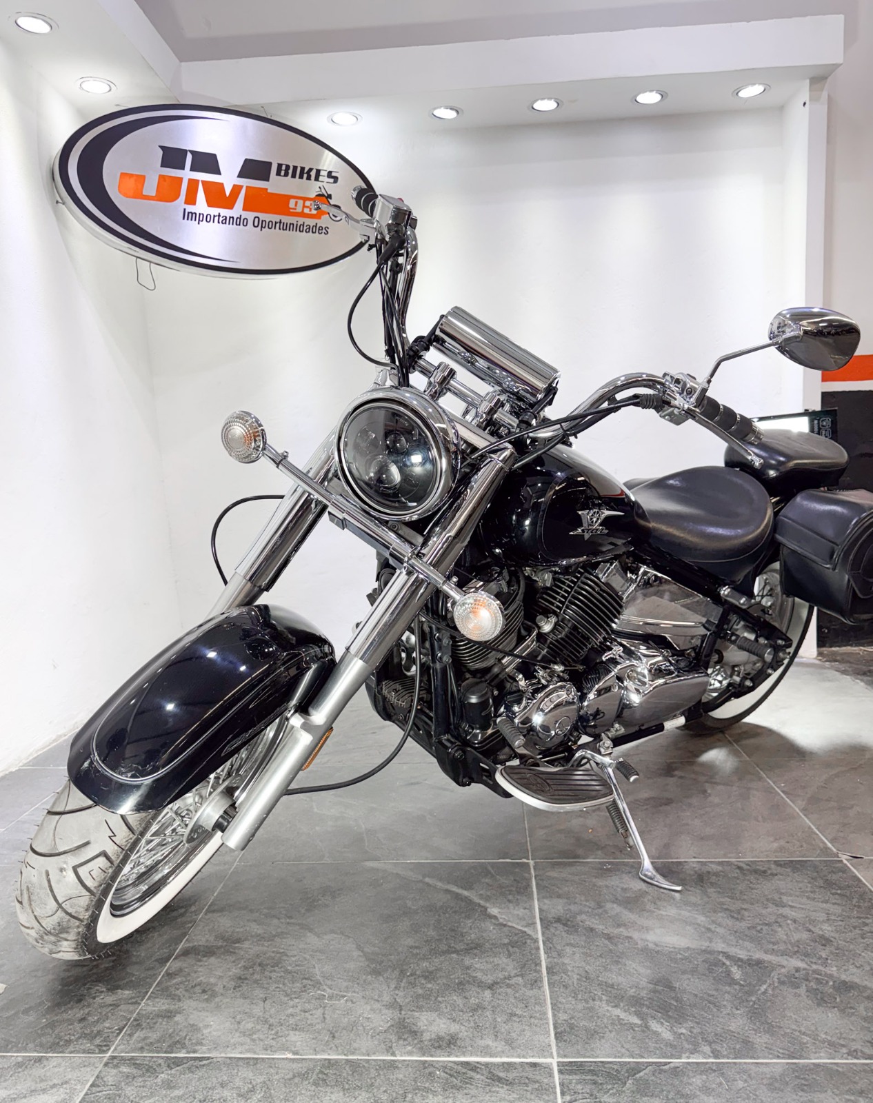 YAMAHA XVS65AV/C V-STAR CLASSIC 2006 - Imagen 3