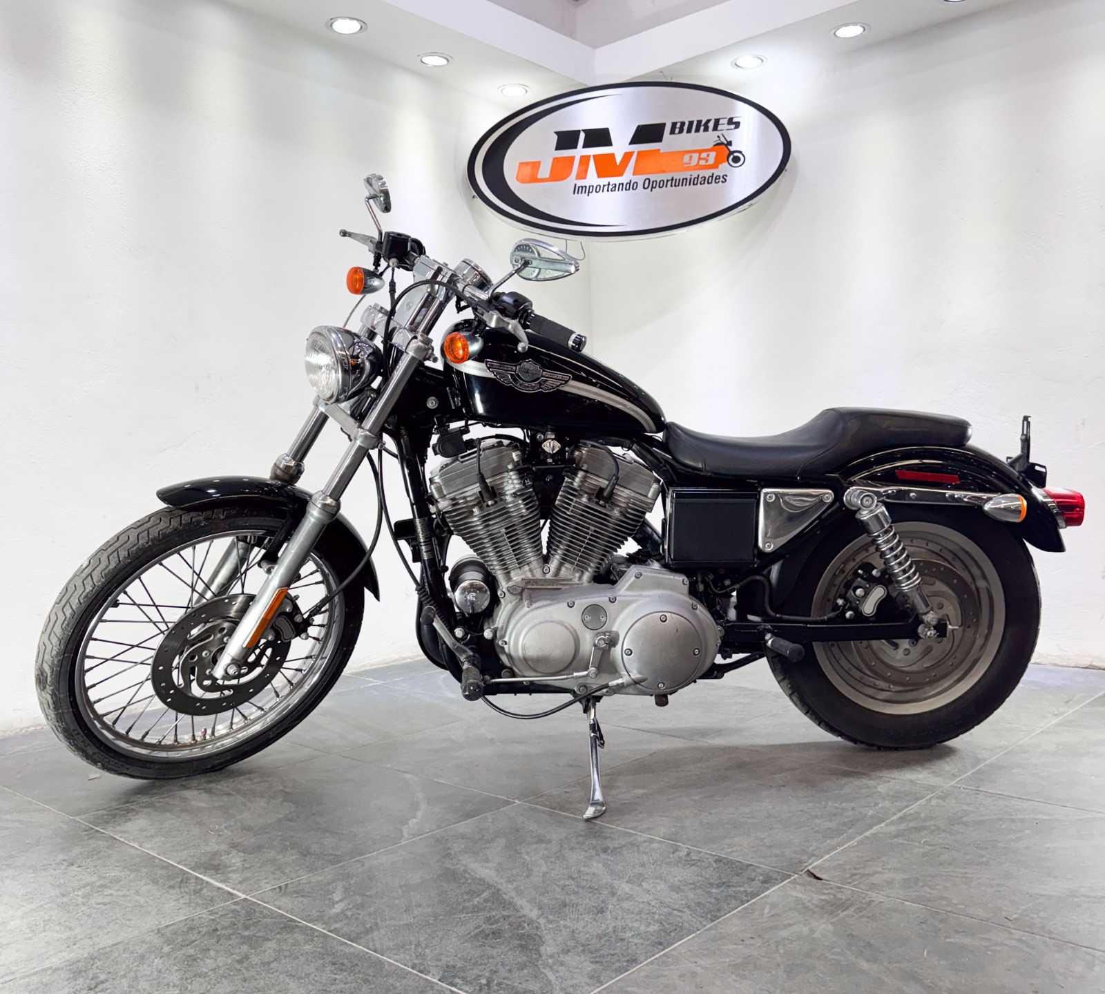 HARLEY-DAVIDSON XL883C 2003