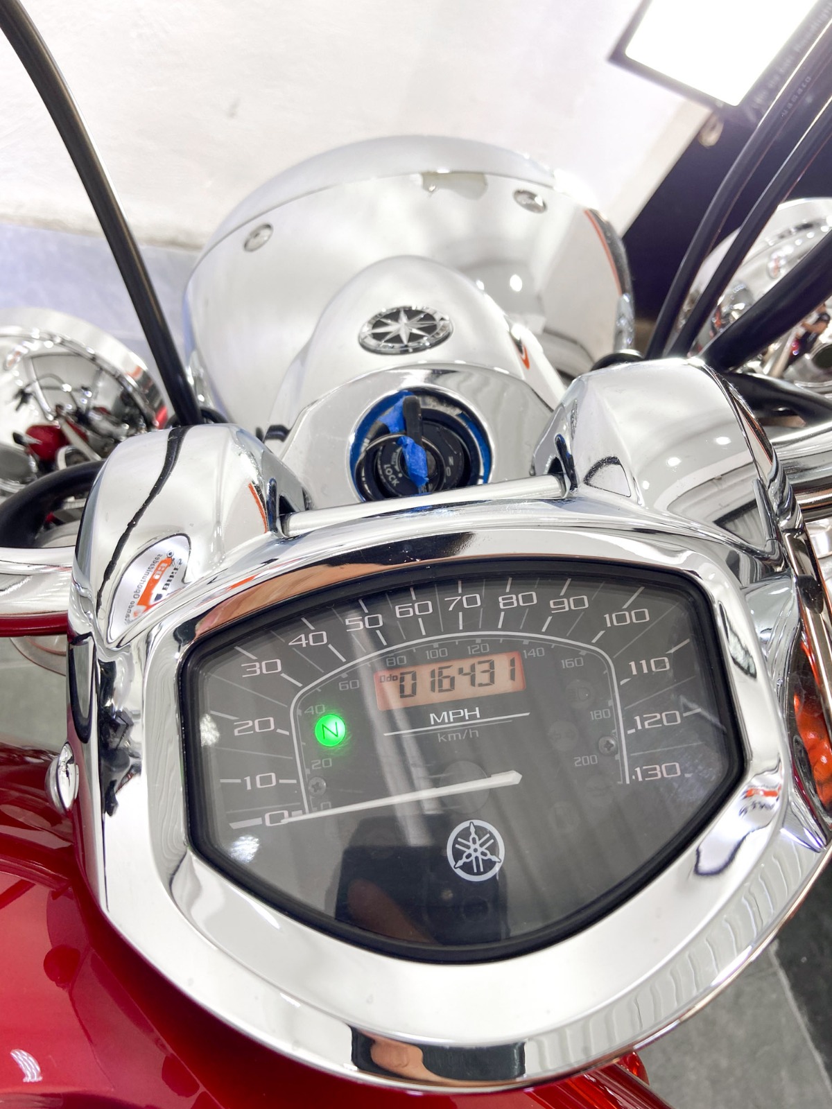 YAMAHA XVS13ABR/C V-STAR 1300 2012 - Imagen 5