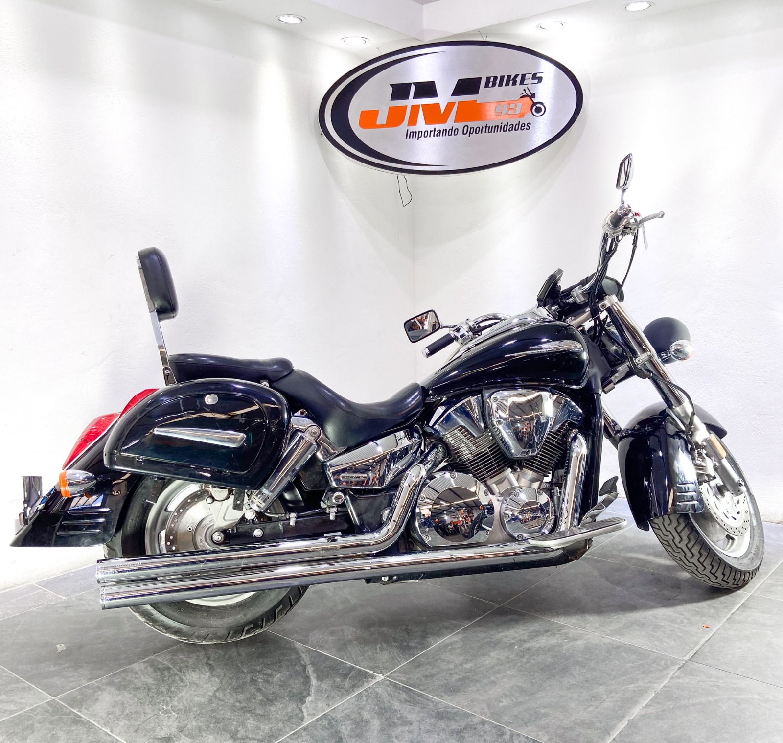 HONDA VTX1300R6 2006 - Imagen 2